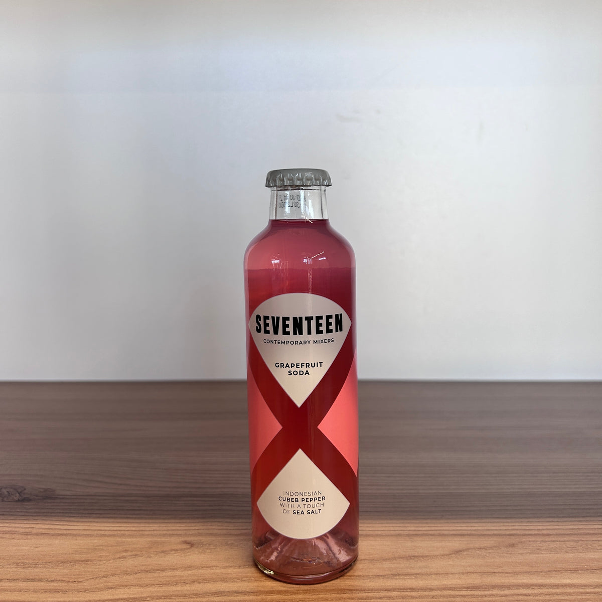 SEVENTEEN GRAPEFRUIT SODA STICLA  0.2L -SGR