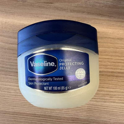 VASELINE TRATAMENT PIELE ORIGINAL 100ML