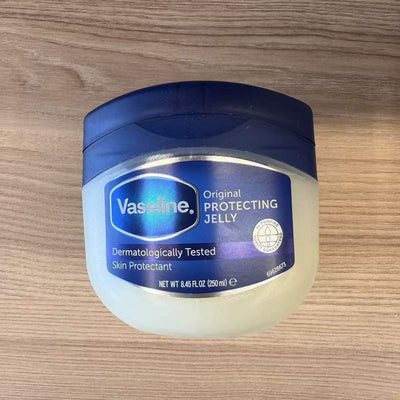 VASELINE TRATAMENT PIELE ORIGINAL 250ML
